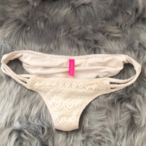 Victoria's Secret Other - Victoria’s Secret bathing suit bottom